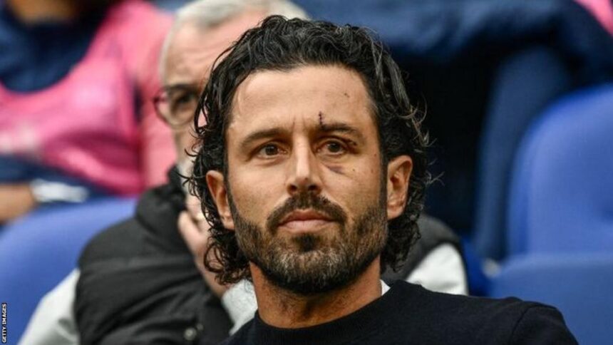 Grosso, credited for guiding Italian club Frosinone to Serie A promotion last season, played a pivotal role in Lyon's sole victory this season against Rennes in November. Although his contract was slated to continue until June 2024, academy coach Pierre Sage is set to take charge in Lyon's upcoming match against Lens on Saturday.