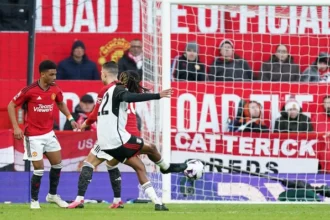 Fulham Shocks Man Utd 2-1: Iwobi's Last-Minute Winner